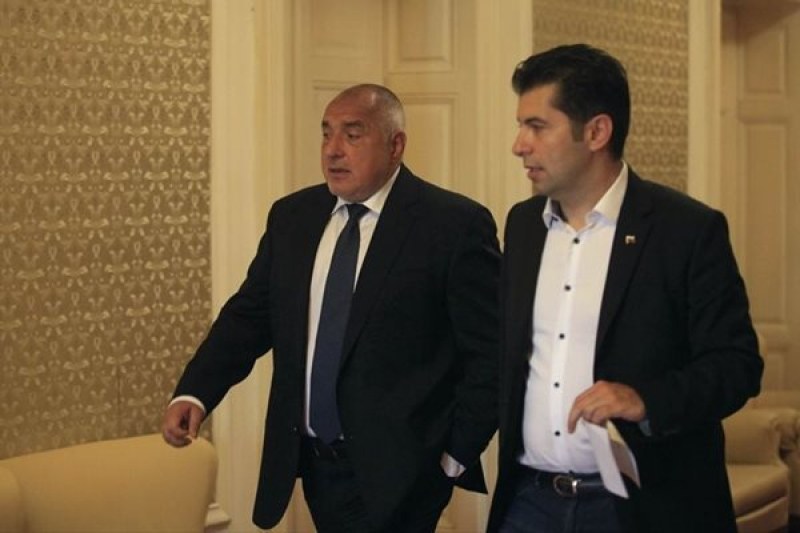 С Бойко Борисов обсъдихме бюджетната рамка, заяви финансовият министър Асен