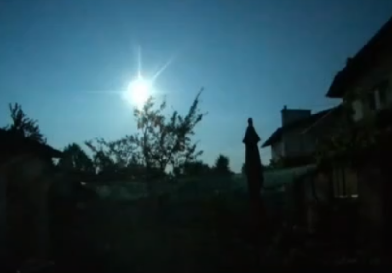 Метеорът, прелетял над България, е с размери от няколко сантиметра