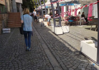 Сладкарница в квартал Капана на Пловдив затвори цяла улица за да