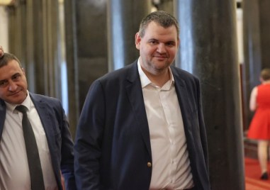 Депутатът от ДПС Делян Пеевски е освободен от комисията по конституционни въпроси