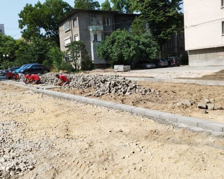 Реновират паркинг за 54 коли в район „Централен