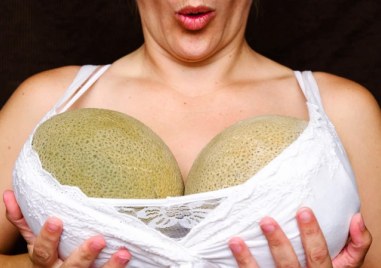 Ново проучване показа че повечето жени с гръдни импланти се