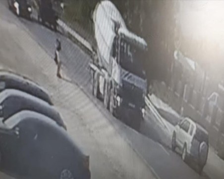 Блъснаха момиче на Околовръстното на Пловдив, докато пресича