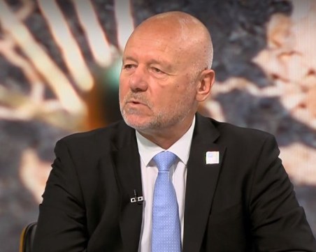 Тагарев след думите на Радев за Украйна: Неразбираемо е, когато излиза от човек с висока военна подготовка