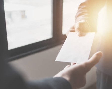 Заплати в плик: НАП започва мащабни проверки срещу сивата икономика