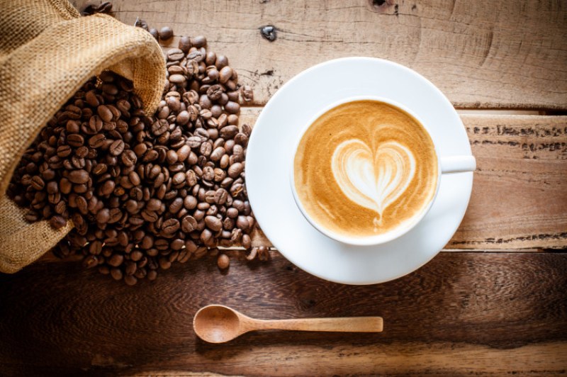 Какъв ефект има кафето върху мозъка ни?