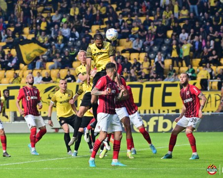 Самуел Супрайен отиде в шампиона на Австралия