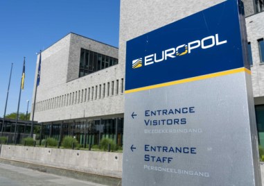 Европол проведе международна полицейска акция срещу група заподозряна в това че