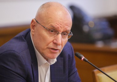 Досегашният управител на Българската народна банка БНБ Димитър Радев ще