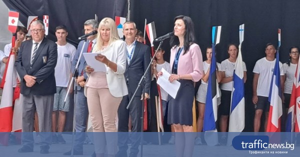 Visestatsminister Maria Gabriel og sportsminister Dimitar Iliev åpnet verdensmesterskapet i roing i Plovdiv
