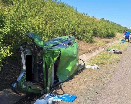 Камион блъсна Жигула на 