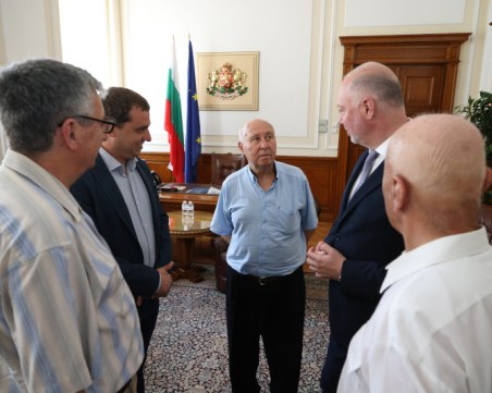 Пловдивското филателно дружество бе отличено от Народното събрание