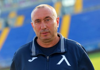 Станимир Стоилов е сред вариантите за нов старши треньор на