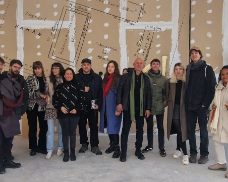 18 млади артисти от Тимишоара и Пловдив откриват изложба „Градска митология”