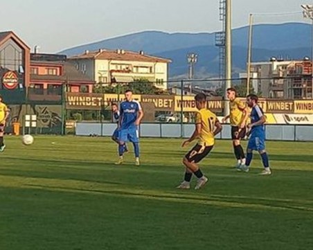Дубълът на Ботев игра приятелска среща с Фратрия