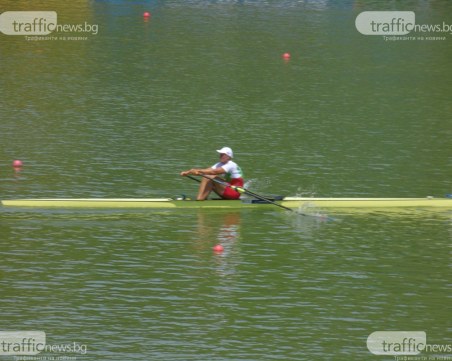 Емил Нейков се класира за полуфиналите на Световното по гребане в Пловдив