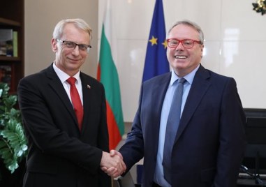 Франция подкрепя присъединяването на България към Шенгенското пространство Това каза