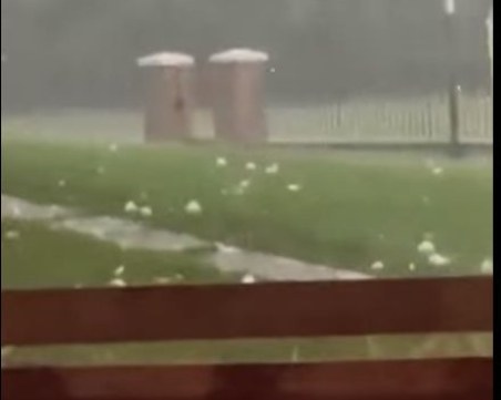 Невиждана градушка в Италия: 110 души са пострадали от силни бури