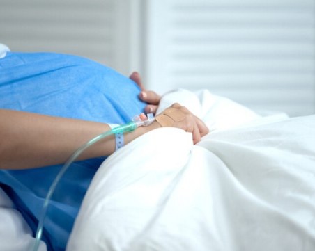 Полицаи ескортираха раждаща по спешност жена до болница в Пловдив