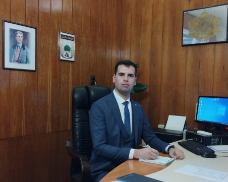 Шофьор на автобус наби кмета на Цалапица, нарекал го 