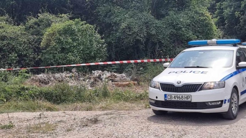 Затрупаните в мина баща и син от години копаели там, пробивали собствен тунел