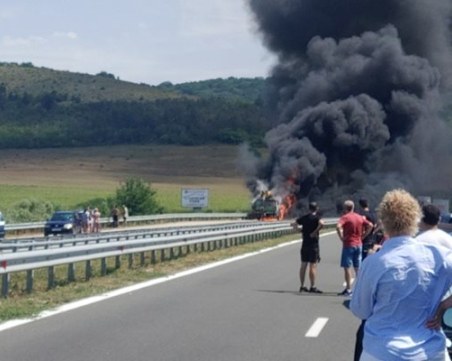 Автокран се запали на АМ 