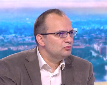 Мартин Димитров: Заплатите на служителите в МВР ще бъдат увеличени с 10%