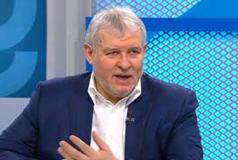 Румен Христов: Няма да има повишение в цената на горивата заради
