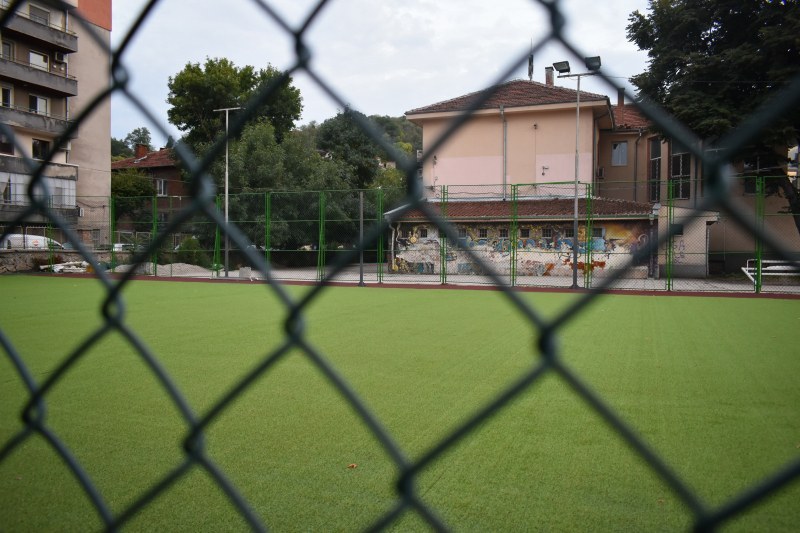 Предлагат задължително отваряне на училищните дворове в Пловдив за масово ползване и спорт