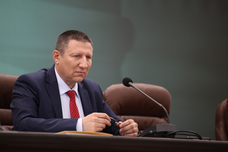 Проверяват прокурора по