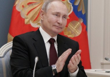 Руският президент Владимир Путин ще посети Китай през октомври и