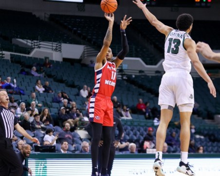 Академик си осигури втори нов