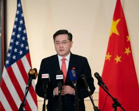 Китай отстрани външния си министър само 7 месеца след назначението му