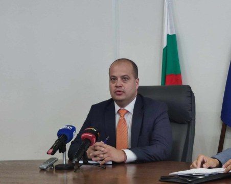 Пловдивските кметове искат ВиК да спре да вдига цената на водата заради усвоени европари