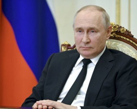 Путин подписа закона за забрана на операциите за смяна на пола