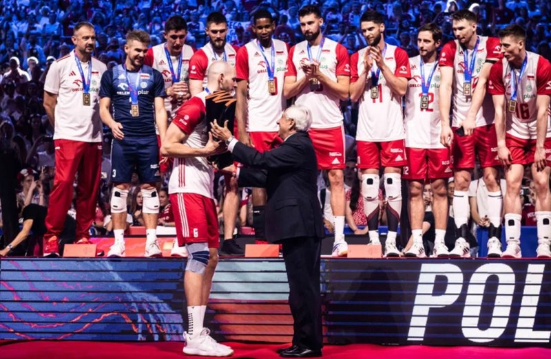 Полша победи с 3:1 САЩ и спечели Волейболната Лига на