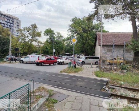 Два месеца без прелези по бул. „Копривщица”, подготвят поръчката за естакадата