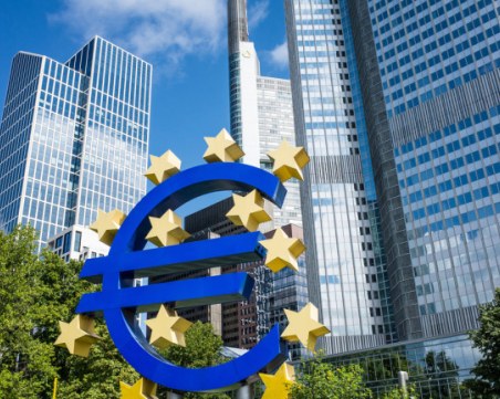 ЕЦБ: По-бавен растеж на банковото кредитиране в еврозоната през юни
