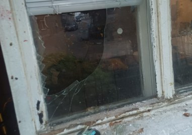 Две момчета са вандалствали в Асеновград Младежите са чупили прозорци
