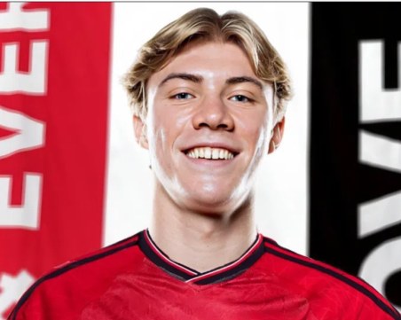 Манчестър Юнайтед обяви трансфер за 75 млн.