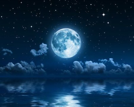 Наблюдаваме рядкото явлението Синя Луна през август