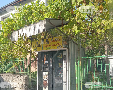 Внимавайте! Продават продукти с изтекъл срок на годност във вендинг машина в Пловдив