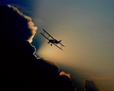 Шест души загинаха при катастрофа с малък самолет в Калгари