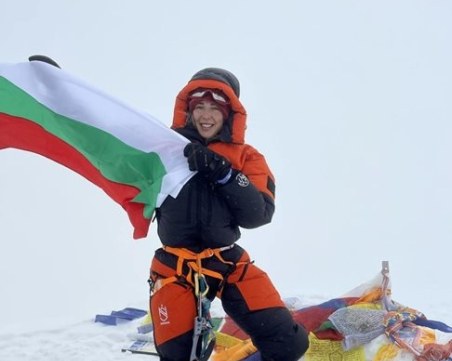 Силвия Аздреева: Човек загина пред мен на К2, изровихме се от лавина