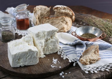 Българско бяло саламурено сирене е признато днес от Европейската комисия