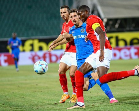 Левски с най-голям шанс да продължи, ЦСКА и ЦСКА 1948 гостуват в Румъния с пасив