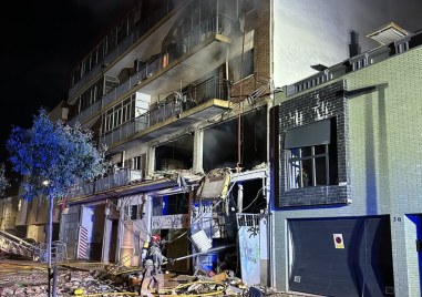 При експлозия в четириетажна жилищна сграда във Валядолид Северозападна Испания