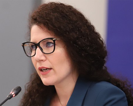 Калина Константинова: 118 жени за 5 г. са жертва на посегателство
