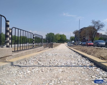 Два месеца просрочка: Пловдивчани още виждат следи от пробива до Водната палата