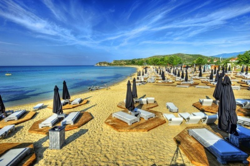 Гражданско движение, наречено свободни хавлии, предизвика проверки по гръцките плажове.